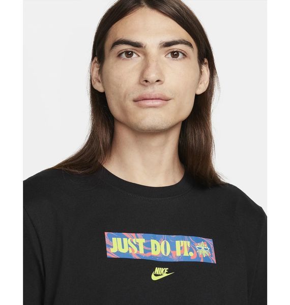 Футболка Nike FQ3745-010 фото